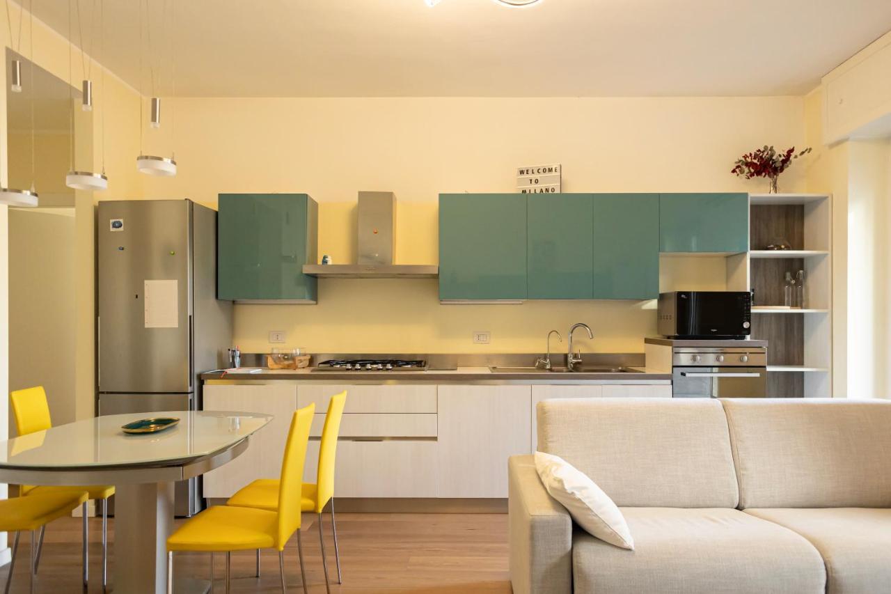 Bilocale Moderno Ed Esclusivo Apartment Milan Bagian luar foto